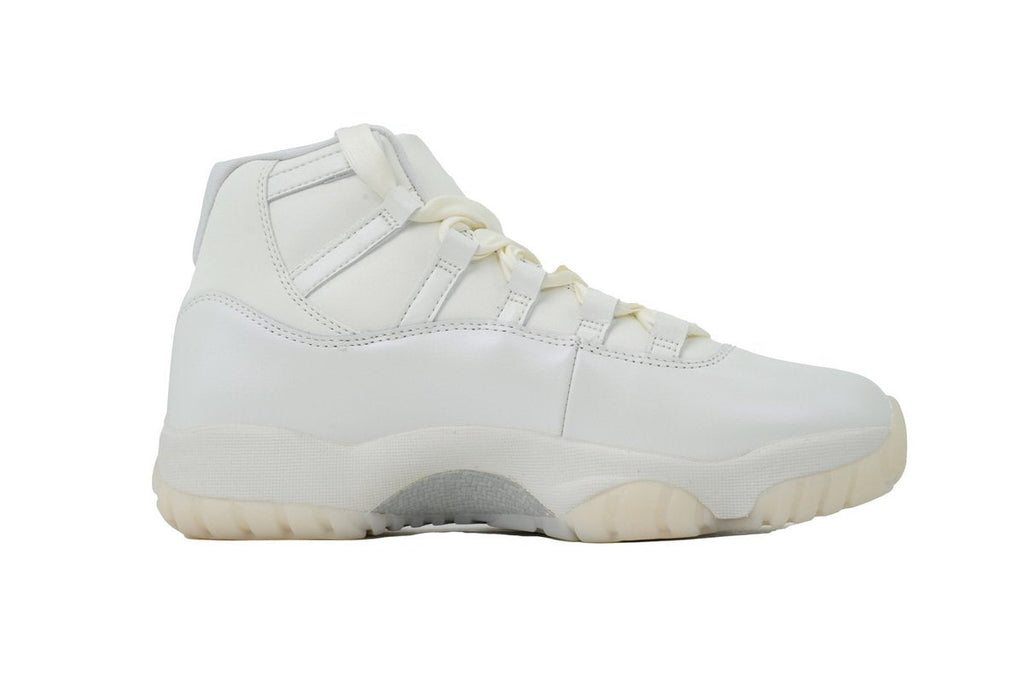 Wmns Air Jordan 11 Retro 'Pearl / Grand Finale'