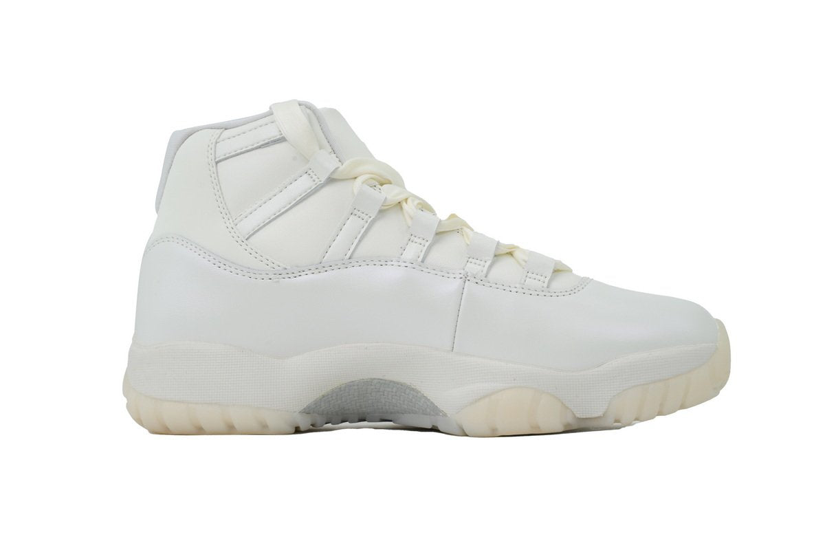 Wmns Air Jordan 11 Retro 'Pearl / Grand Finale'