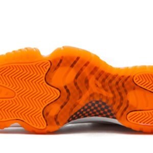AIR JORDAN 11 LOW WMNS "Bright Citrus" Hover Image